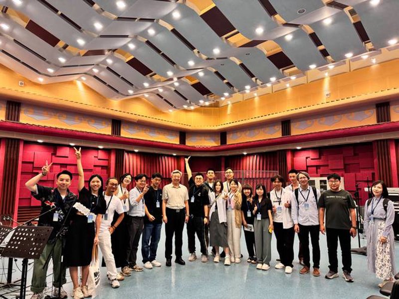 上海文化传播公司的行业动态